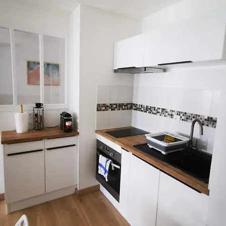 4 Pers Proche Centre Apartment *